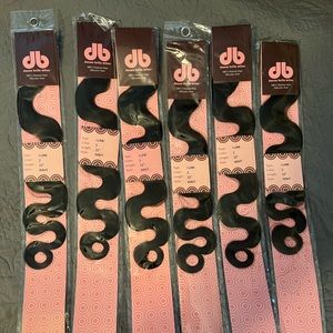 Donna Bella 22” I-Link Wavy Extensions with tools/beads